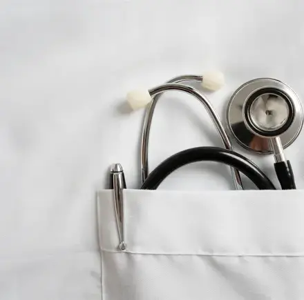 Doctors say they feel pressured to prioritize corporate interests over patients: report