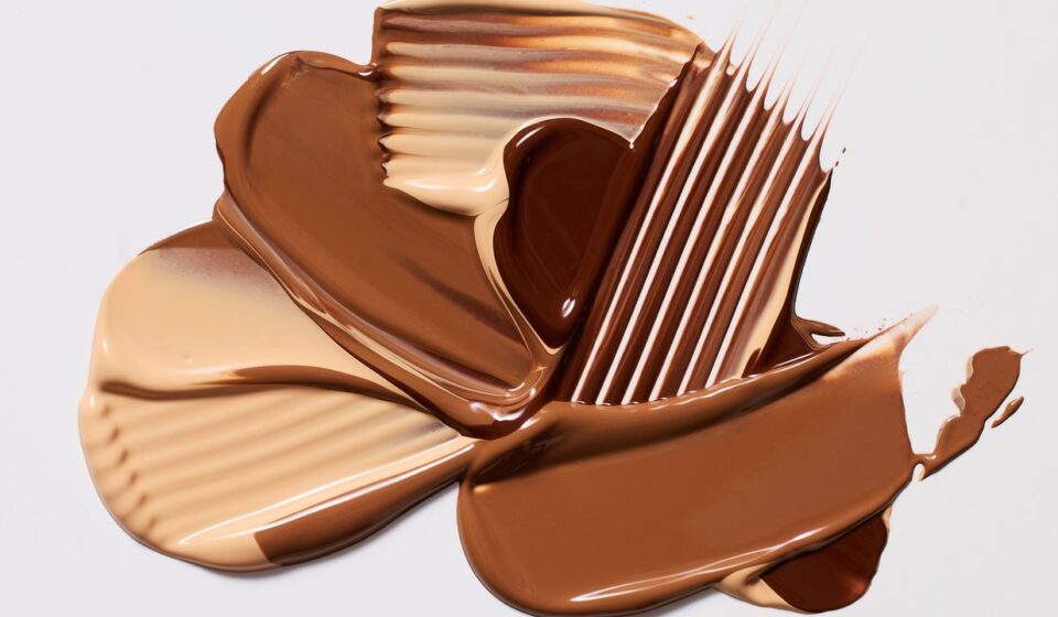 The Concealer Drama Between YISE and Bobbi Brown's Jones Road, Explained